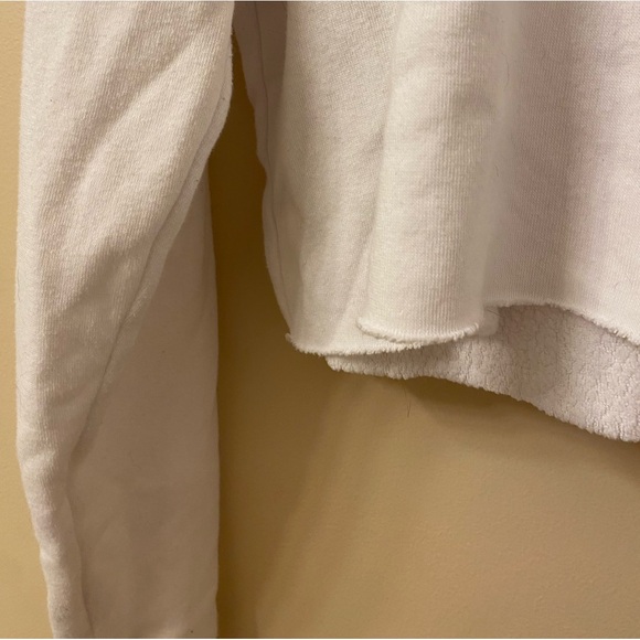 Cropped Sweatshirt - Forever 21 - Picture 4 of 5